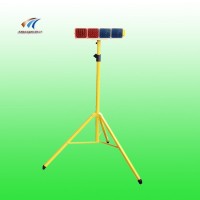 骧虎交通举措措施 一体式太阳能爆闪灯 红蓝交通警示灯产物齐备